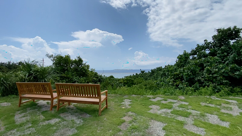 水納島の見えるベンチ